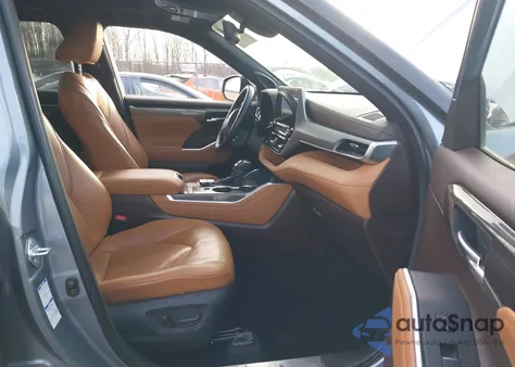 2021 Toyota Highlander Hybrid Platinum z USA, uszkodzony, nr VIN 5TDEBRCH5MS027641